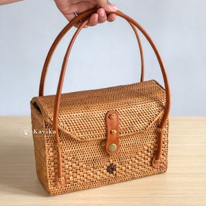 Rattan Schultertasche - Balinesische Handwerkskunst, Frauen Handgewebte Taschen, Stroh Geldbörse, Sommer Geldbörse, Geburtstagsgeschenk, Geschenk für Mama, Geschenk für Mama
