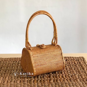 Schöne Birne Form Rattan Tasche - Artisan Made & Stylish, handgemachte Rattan Stroh Geldbörse, Top Griff Rattan Tasche, Geschenk für Frauen