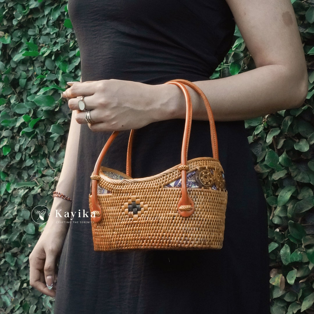 Handmade Rattan Mini Handbag, Beach Style Straw Purse, Elegant Summer ...