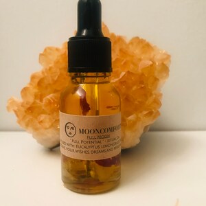 full moon oil, intention oil, full moon, manifesting oil, anointing oil, altar oil, luxury oil, bath ritual, citrine crystals