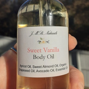 Sweet Organic Vanilla Body Oil| Natural Skincare| Gift for Her| Essential Oils