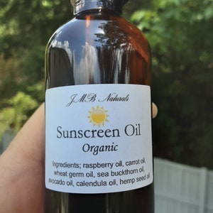 Organic Sunscreen Oil: Plant-Based Face & Body SPF - Vegan