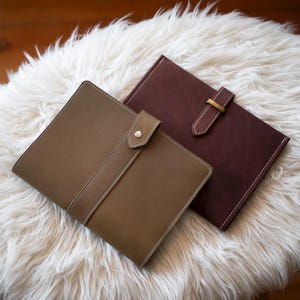 Vieve Premium Leather Notebook, High Quality Leather, Handcrafted in USA, Rustic, Office Essentials, Professional Gift, Includes Notebook