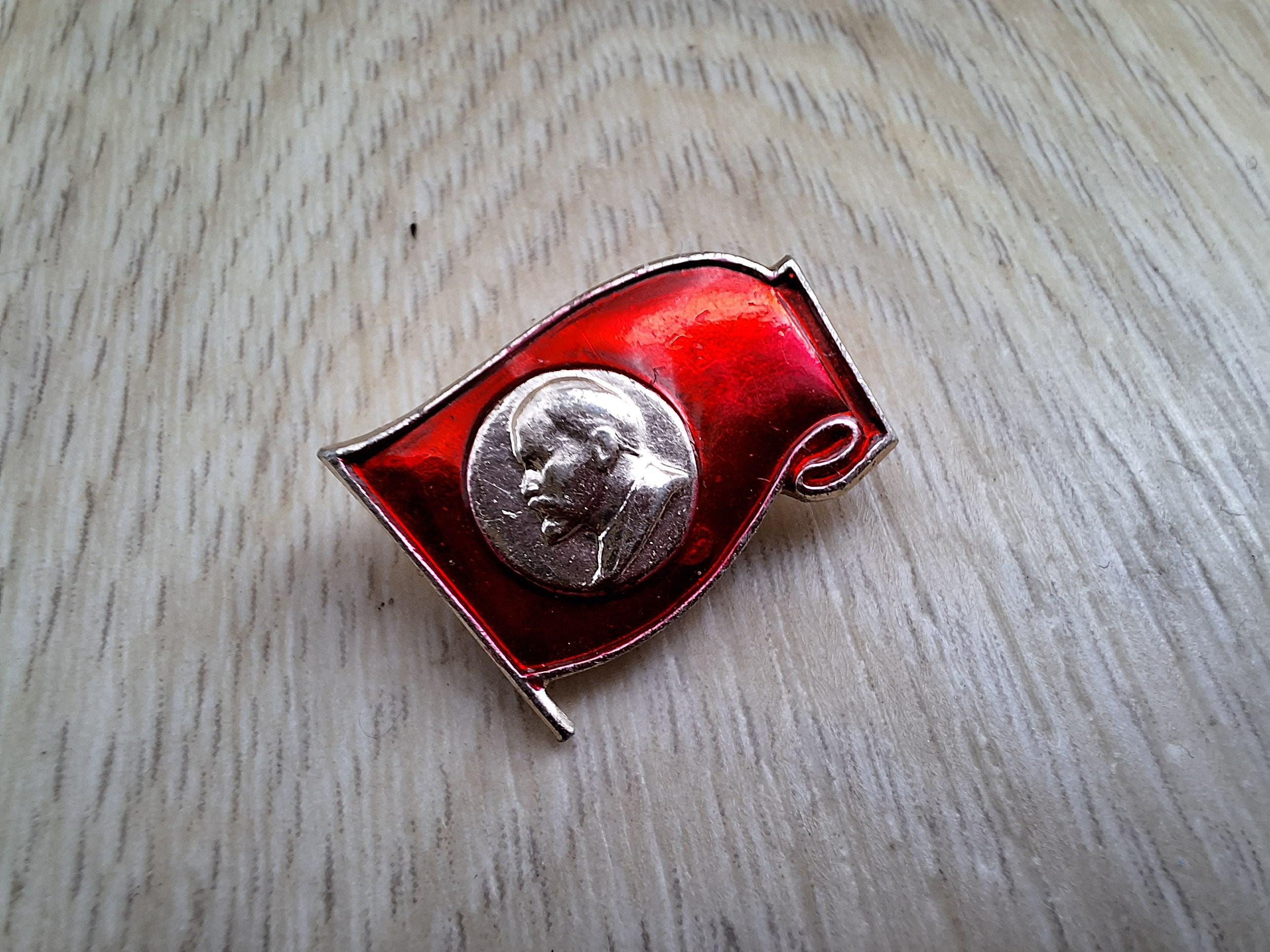 Rare lenin pin - Etsy 日本