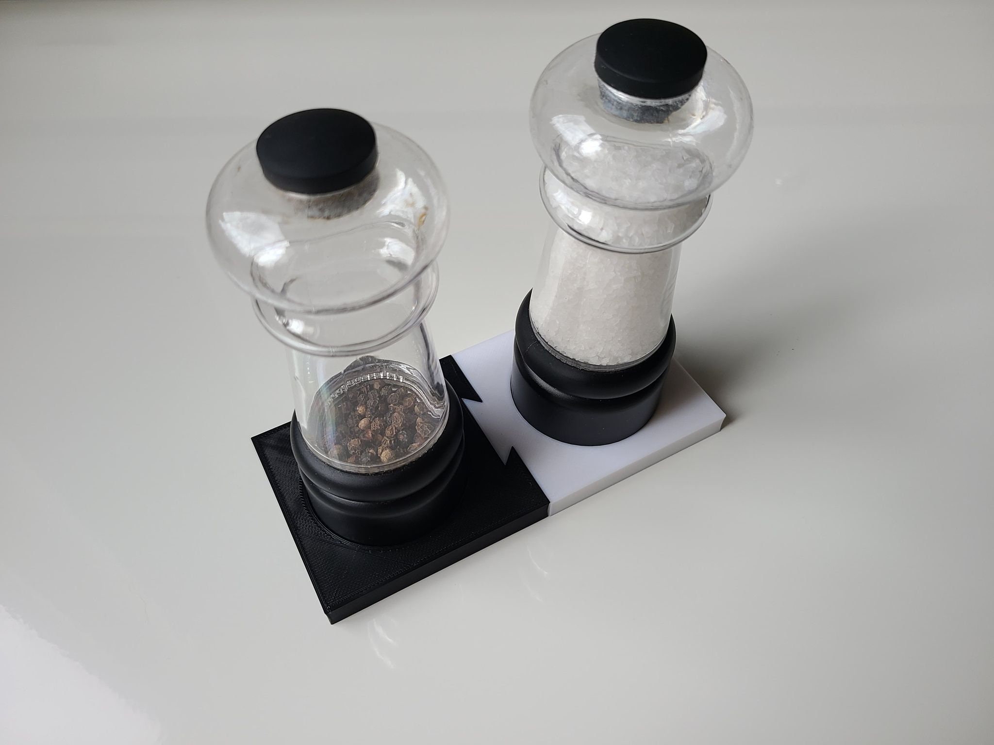Salt and Pepper Mill Tray Set, Kitchen Decor, Salt &