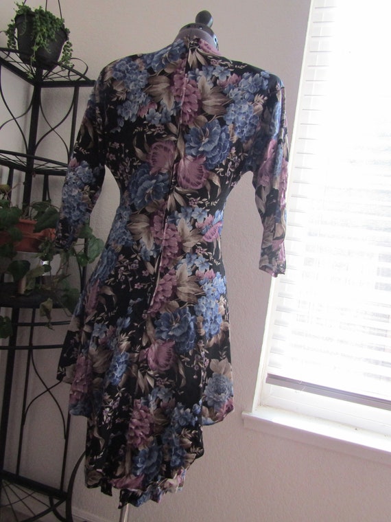 California Visionz floral dress - image 4