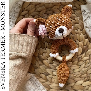 PDF Olivia the fox rattle / skallra - crochet pattern, virkmönster - amigurmi virkning virkat till baby toy