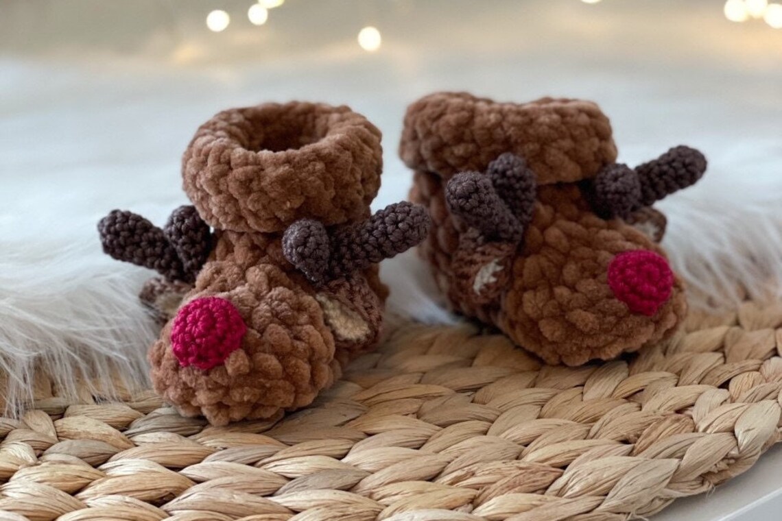 PDF Reindeer Baby Boots Crochet Pattern 2 Sizes 0-12 Months - Etsy