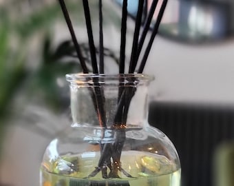 XXL Extra Large Clear Glass Highly Scented Reed Diffuser 500/1000ml Lasting For Over 6/12 Months. Home Gifts.