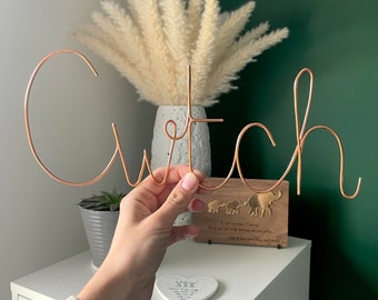 Cwtch knitted /plain wire word