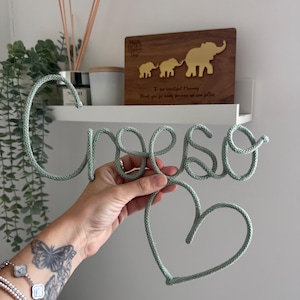 Croeso knitted /plain wire word