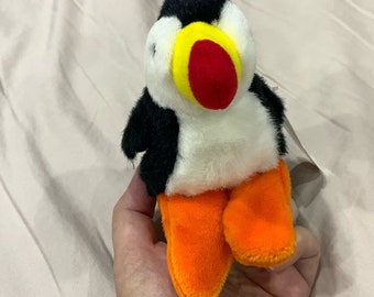 NWT Mary Meyer finger puppet puffin