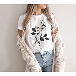 T-shirt a farfalla / T-shirt a farfalla carina / Regalo per gli amanti della natura / Camicia con grafica a farfalla / T-shirt super morbida e confortevole / Camicia a farfalla vintage