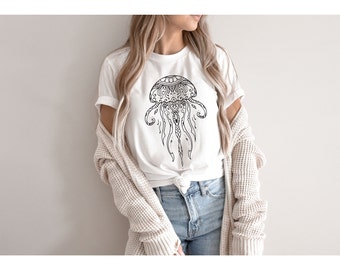 Linda camiseta Jelly Fish / Boho Jelly Fish Shirt / Nature Lover Tee / Animal Lover Shirt / Regalo de cumpleaños / Beach T-Shirt / Mama Tee / Ocean