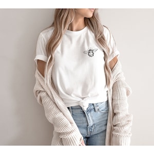 Cute Bee T-Shirt | Bee Shirt | Nature Lover Gift | Animal Lover Gift | Simple Bee Shirt | Birthday Gift | Mama Tee | Save The Bee Shirt
