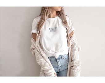 Butterfly T-Shirt | Cute Butterfly Tee | Nature Lover Gift | Butterfly Graphic Shirt | Super Soft Comfortable Tee | Vintage Butterfly Shirt
