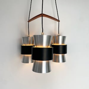 Lámpara colgante danesa moderna de mediados de siglo diseñada por Jo Hammerborg para Fog & Mørup, años 60