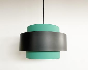 Iconic Mid-Century Moden danish ‘Nova’ pendant lamp by Jo Hammerborg for Fog & Mørup, 1960s.