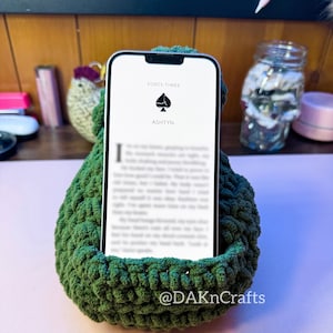 Mini Pouf | iPhone | Phone | BOOX Palma | E-Reader | Crochet| Bookish | Book Gifts | Booktok
