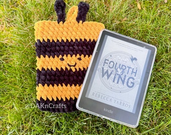 Bee E-Reader or Book Sleeve | Crochet | Kindle | BOOX Palma | Nook | iPad | Custom Sizes| Bookish | Book Gifts | Booktok