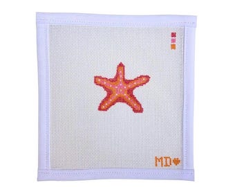 Lienzo para bordar con diseño de estrellas de mar - Diseño de estrellas de mar veraniegas en rojo, naranja y rosa - 18 puntos por pulgada - Lienzo pintado a mano
