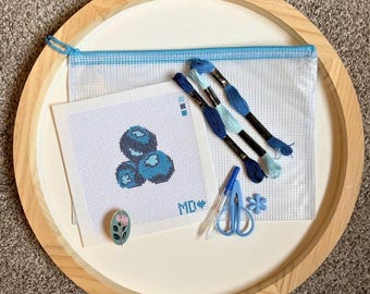 Kit de tapicería para principiantes "Arándanos" - 13 mallas - Lienzo pintado a mano