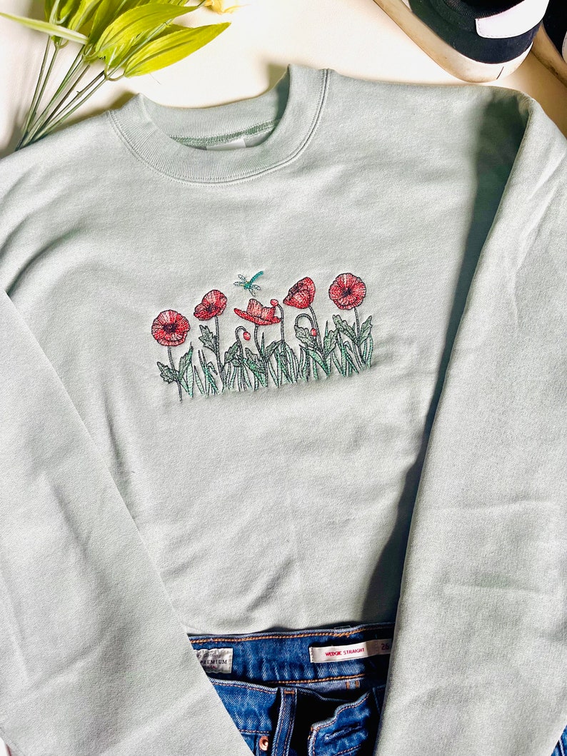California Wildflower Embroidered Crewneck - Etsy