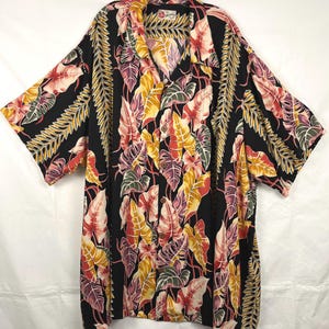 Hawaiian Shirt Hilo Hattie Mens 5XL Short Sleeve Shirt Button Down Original