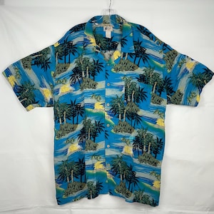 Hawaiian Shirt Cherokee Waikiki Wear Shirt Size XXL Casual Button Down