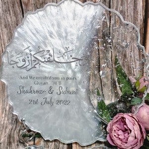 Personalised Silver and Pearlescent white resin tray with stand - FREE MATCHING COASTERS..Read description