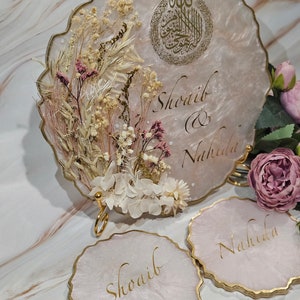Personalised Pink resin tray with dried flowers, stand included - FREE MATCHING COASTERS..Read description