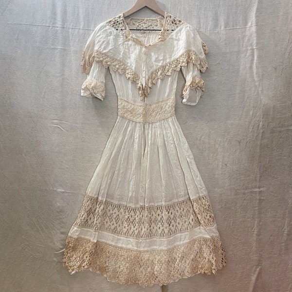 Antique Victorian White Cotton and Ecru Lace Dress, US size XS