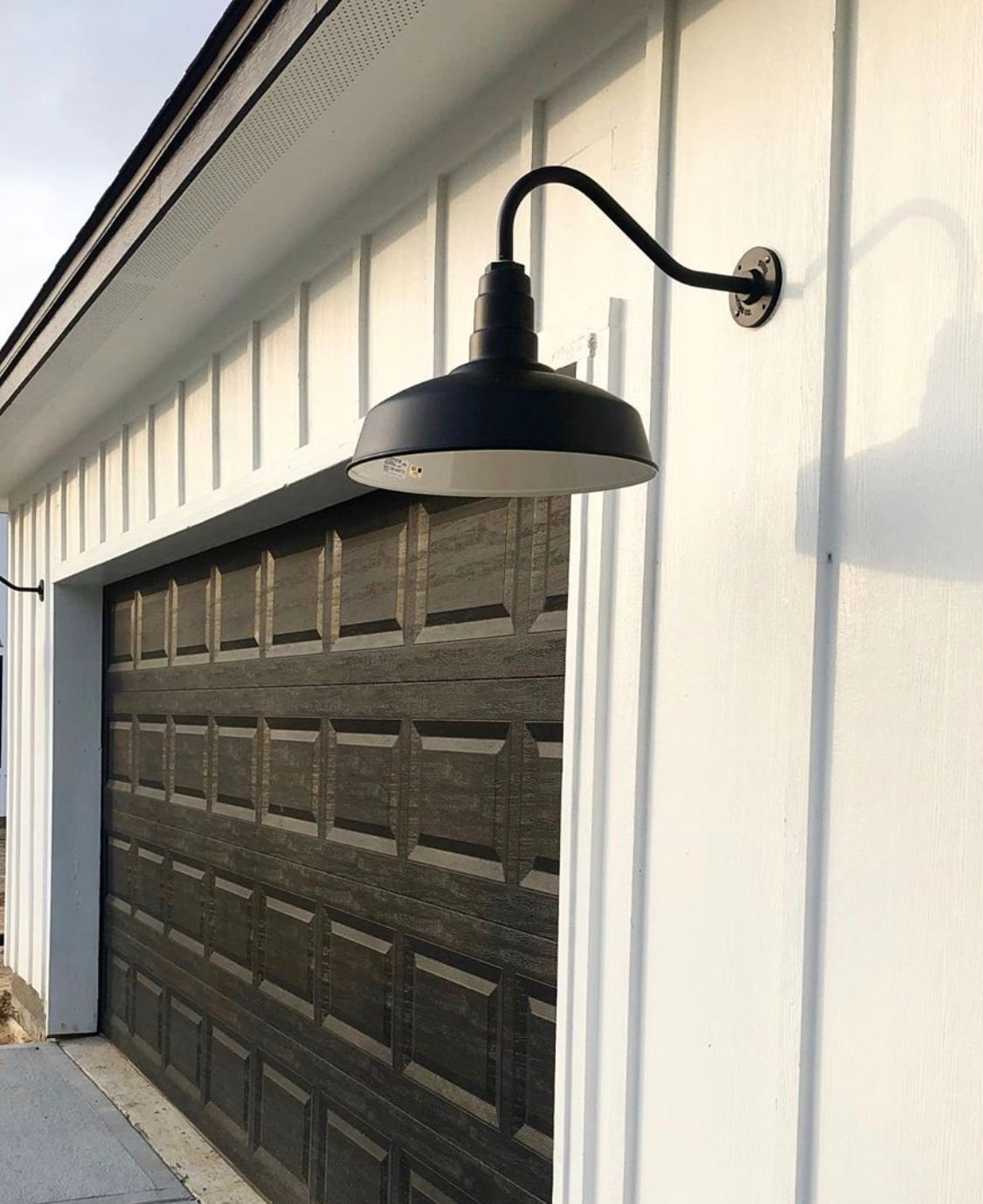 Gooseneck garage light deals