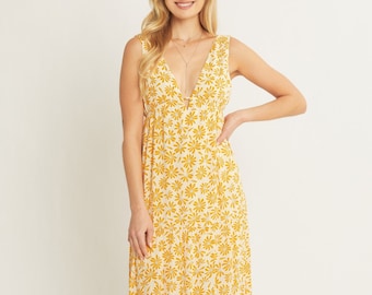 Retro Yellow Daisy Maxi Dress. Sleeveless Deep V Neck Floral Print, Open Back, Lined Spring Summer Dress in Yellow Mother's Graduation Gift