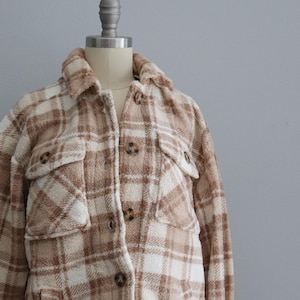 Plaid Sherpa Boyfriend Shacket with Pockets. Cozy Chic Soft Warm. Long Oversized fit, Layering Lumber Jacket Coat Girlfriend Gift for her
