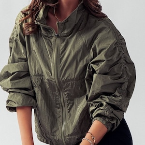[ NERDY ]★韓国人気★WOMEN'S SLEEVE SHIRRING WINDBREAKER SET Ruched Sleeves Lightweight Windbreaker Jacket - Sprinter
