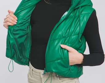 Kunstleder Kapuzen-Pufferweste Schicke, gemütliche