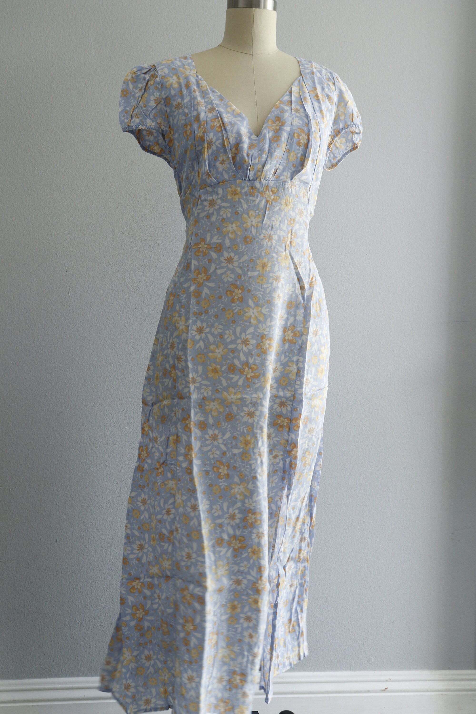 Floral Sakura Print Midi Dress * Side Slit Cap Sleeve