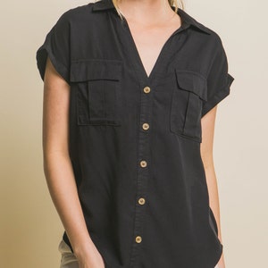 INWEAR TENCEL BOX JACKET WITH FLAP POCKETS AND GOLD BUTTONS 30110948/194008GIDA