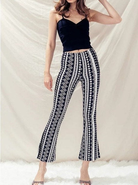 Printed Flared Yoga Pants