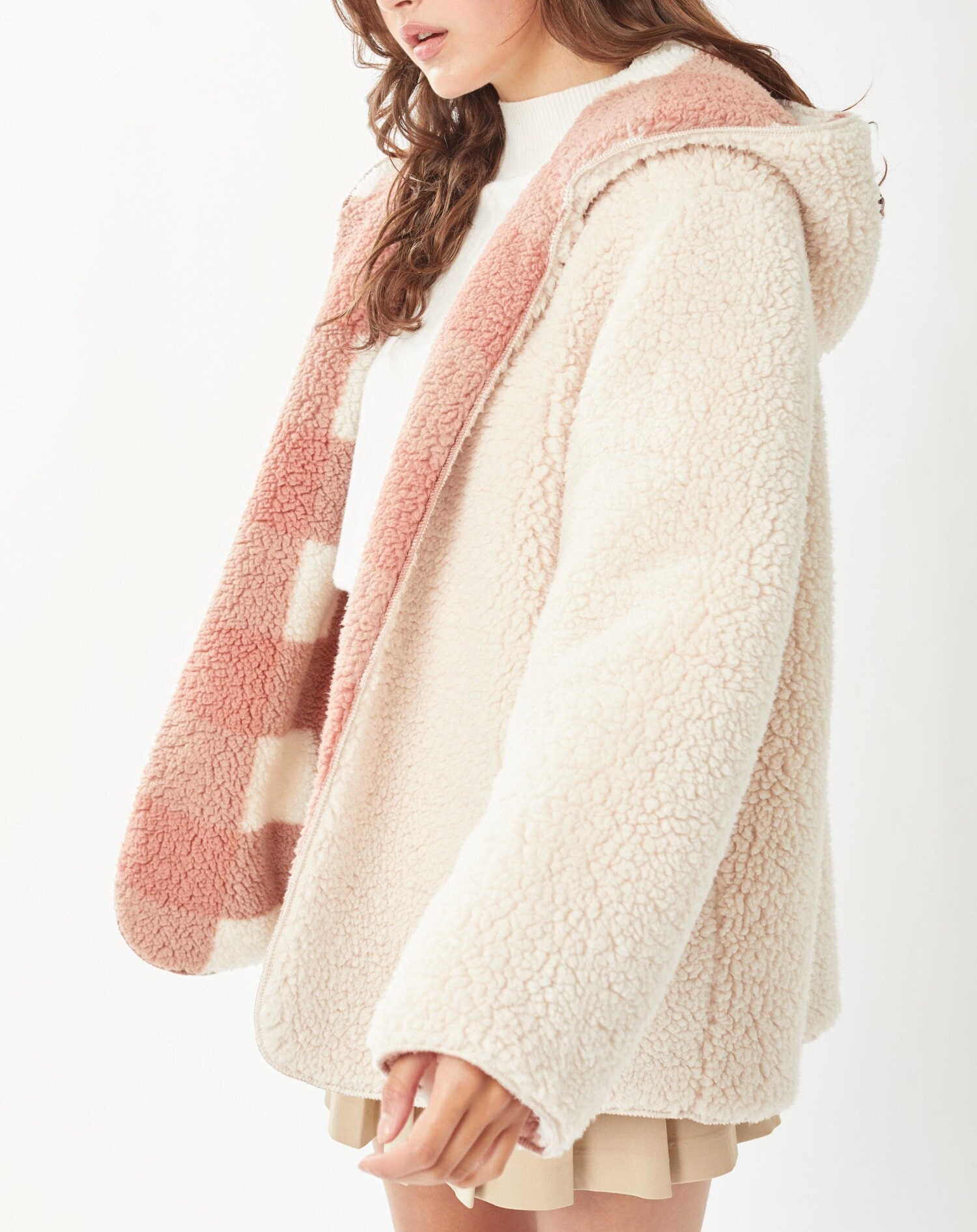 MintLucca Reversible Sherpa Sweater Shacket