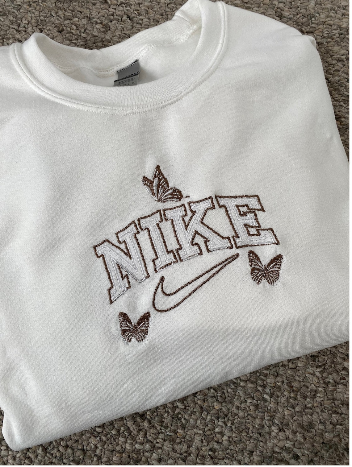Butterfly Embroidered Nike crewneck Vintage embroider | Etsy