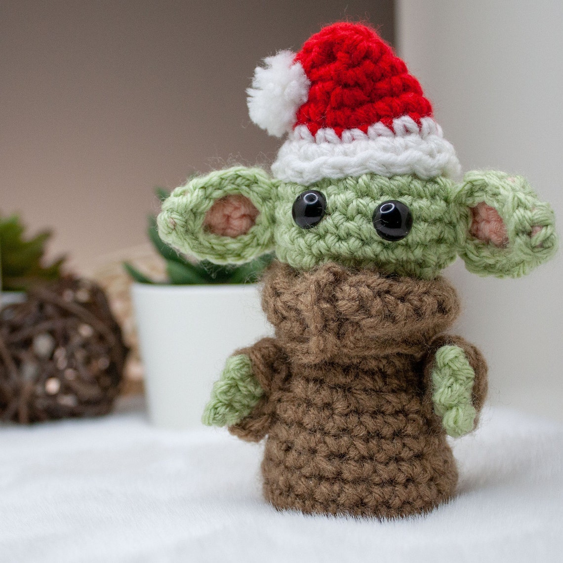 Handmade Crochet Amigurumi Baby Yoda / Grogu Mini Plushie with | Etsy