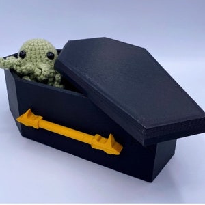 Small Coffin Planter - Coffin catch all - Coffin Box - This coffin is perfect for your Trinkets!