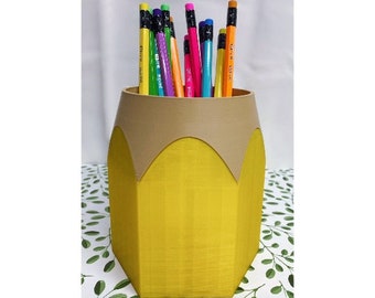 Pencil Shaped Pen Holder // Great gift for your favorite Teacher or office buddy // Can also be used as a planter // Choose your colors!