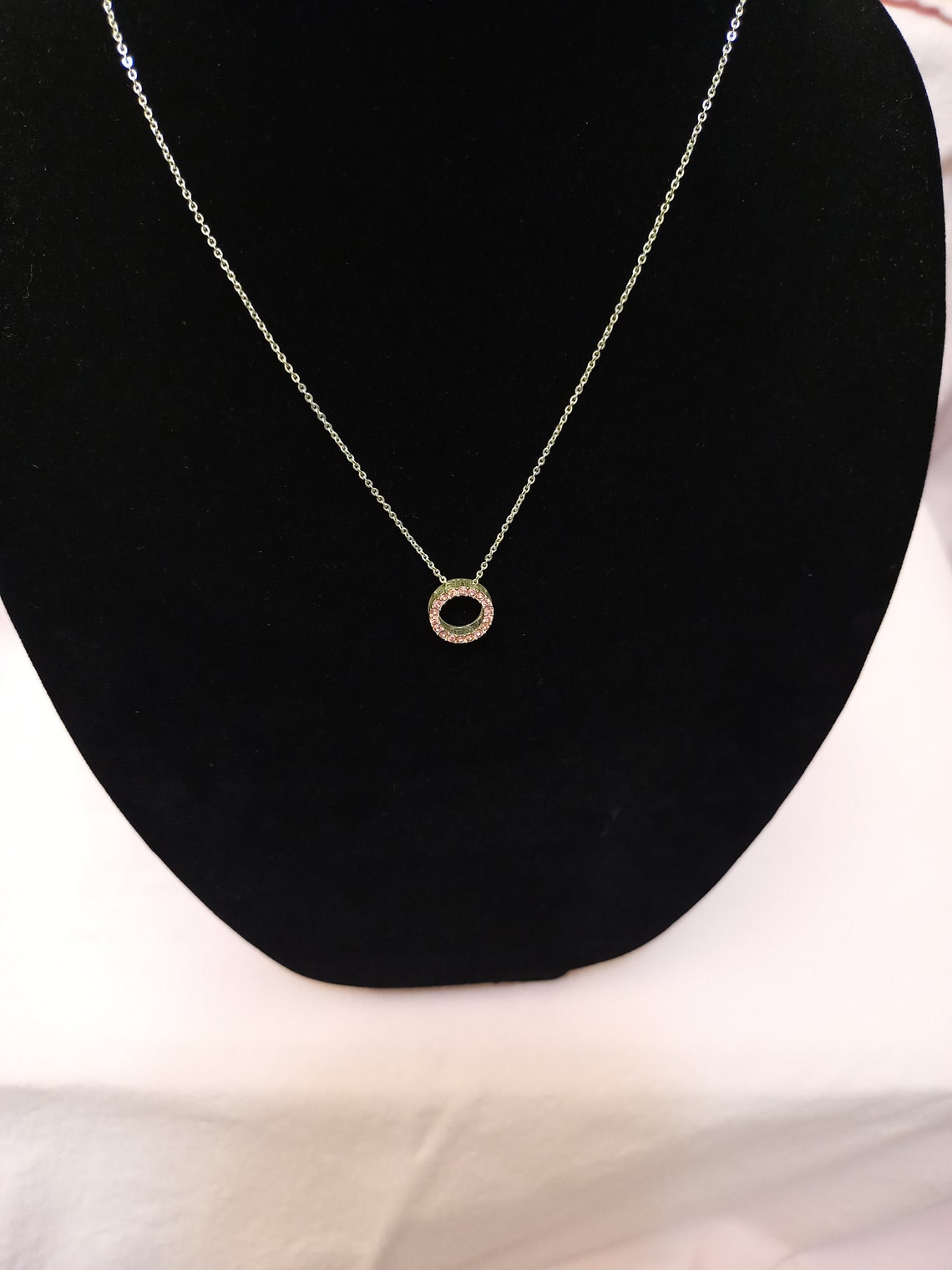 Vintage Avon SP Circular Necklace. Lot 218. Etsy UK