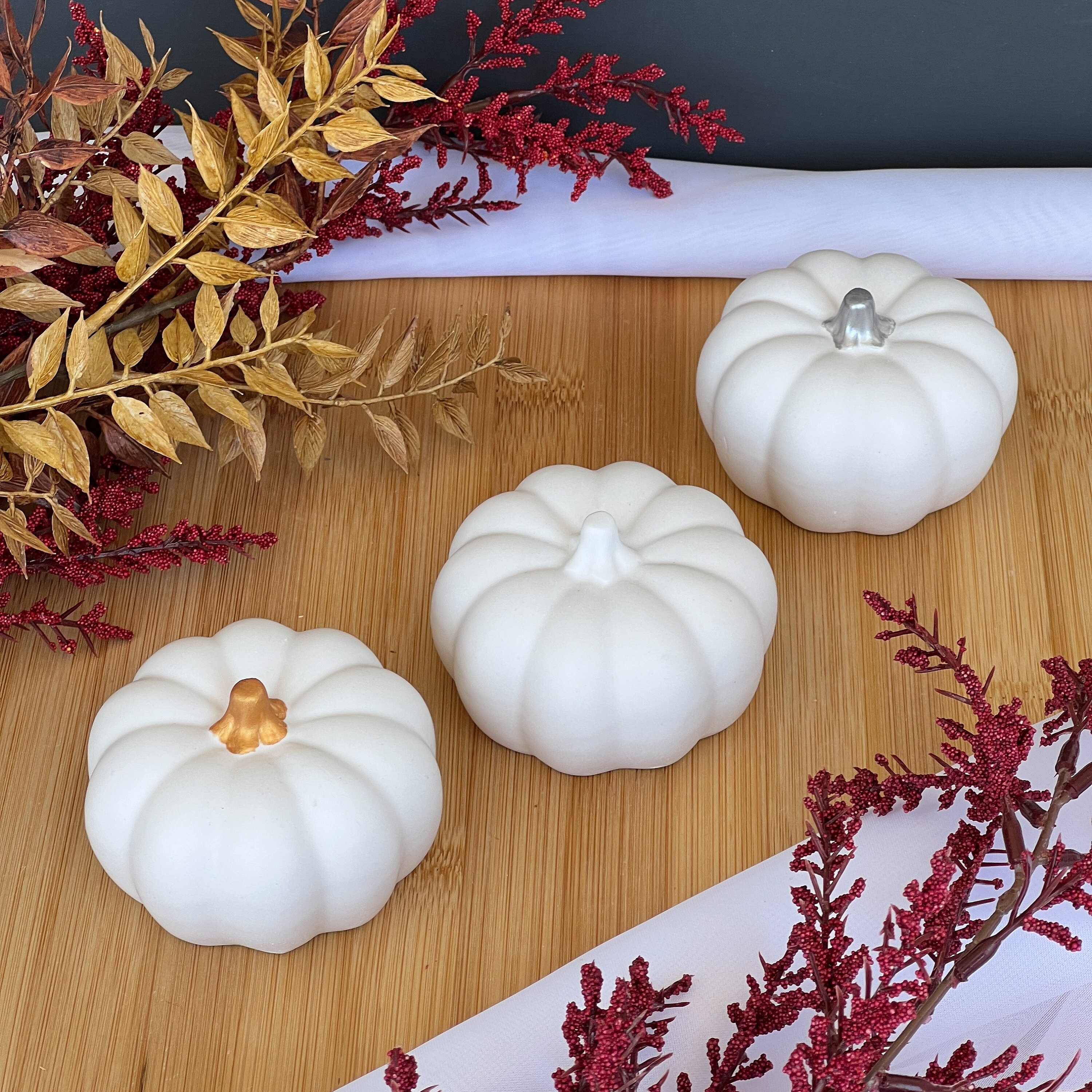 LED Kürbis Lichter 3er Set - Herbstdeko & Halloween Deko Mit Beleuchteten Kürbisfiguren