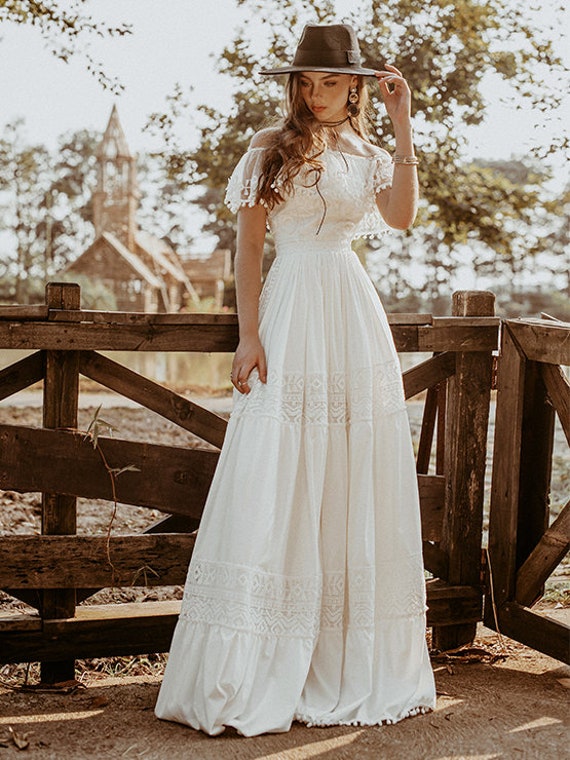 Lace Bohemian Wedding Dress Boho ...