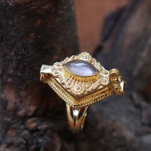 Bague poison plaquée or quartz rose, bague médaillon