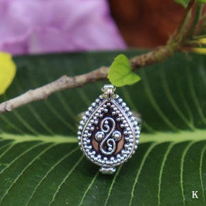 versteckter Fachring / Geheimbotschaftring - 925 Sterlingsilber überzogen, mit heraus Stein handgemachter Ring, Liebesring, kleiner Kastenring, Geschenk